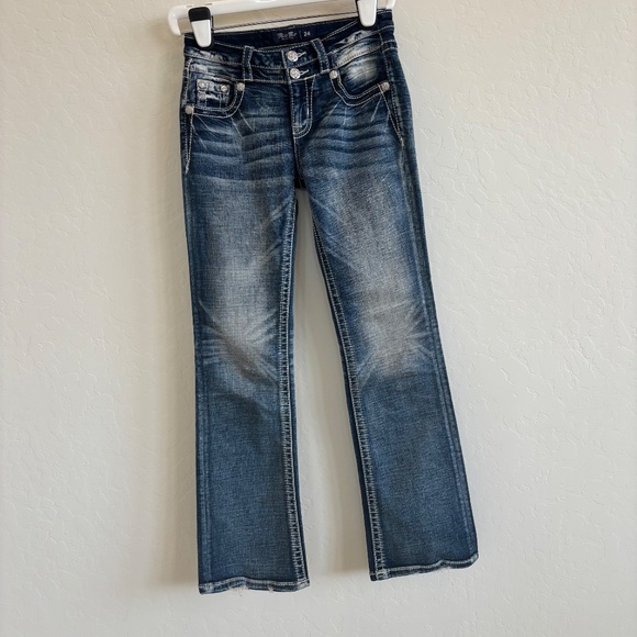 Miss Me Women's Horseshoe Pocket Bootcut Jeans, Size24, mid-rise, western - Picture 3 of 10